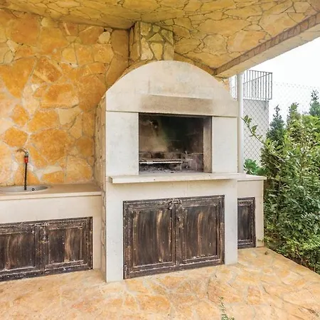 Mertik Apartament Omišalj